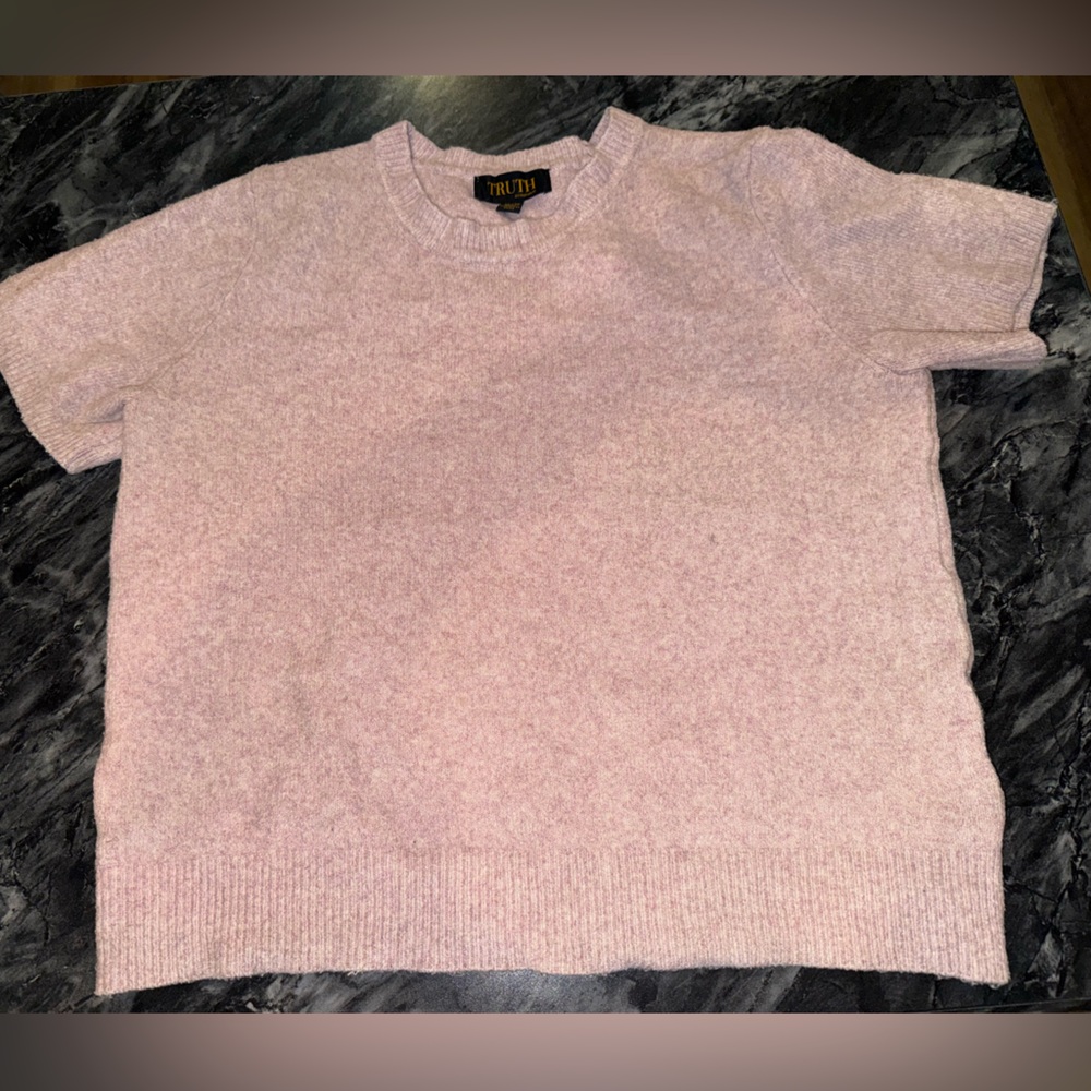 Elegant Mauve Short-Sleeve Sweater